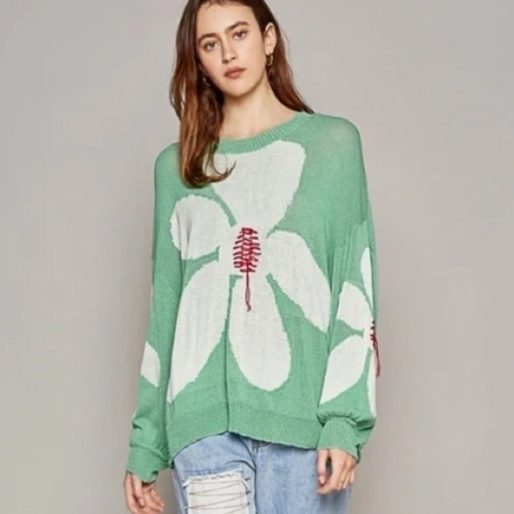POL Flower Pullover Sweater size Medium
